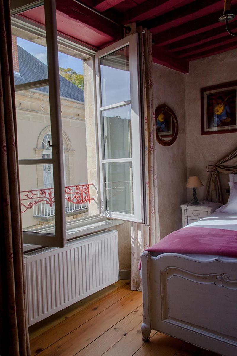 Manoir Sainte Victoire Bed & Breakfast Bayeux Exterior photo